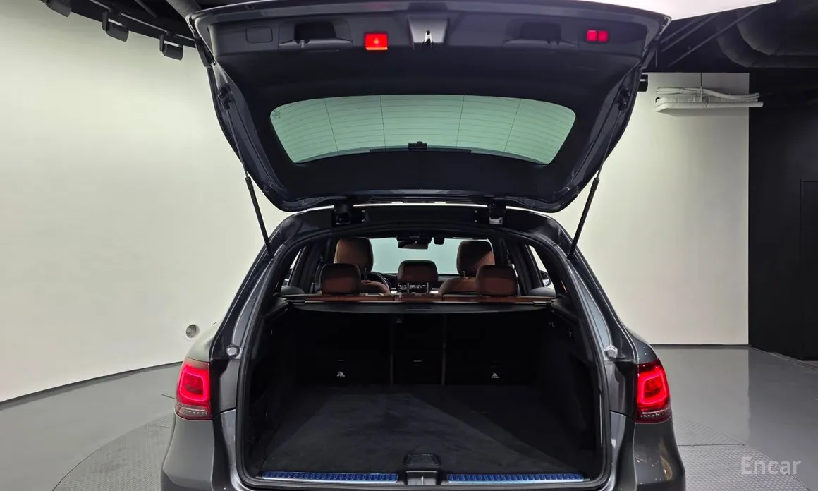 Фото 20 - Mercedes-Benz GLC-Class