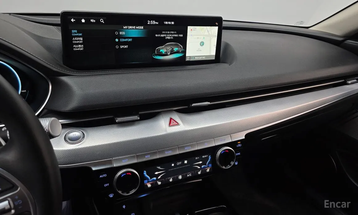 Фото 14 - Genesis G80