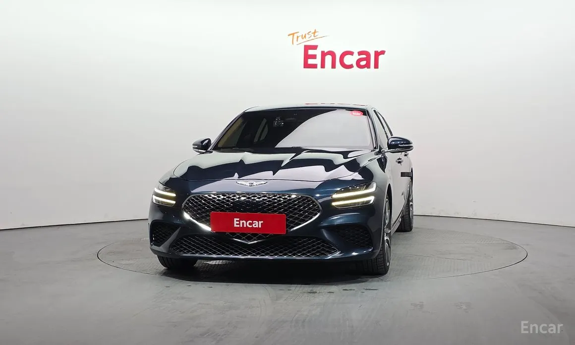 Фото 3 - Genesis G70