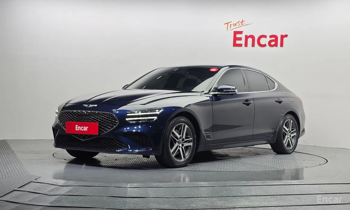 Фото 1 - Genesis G70