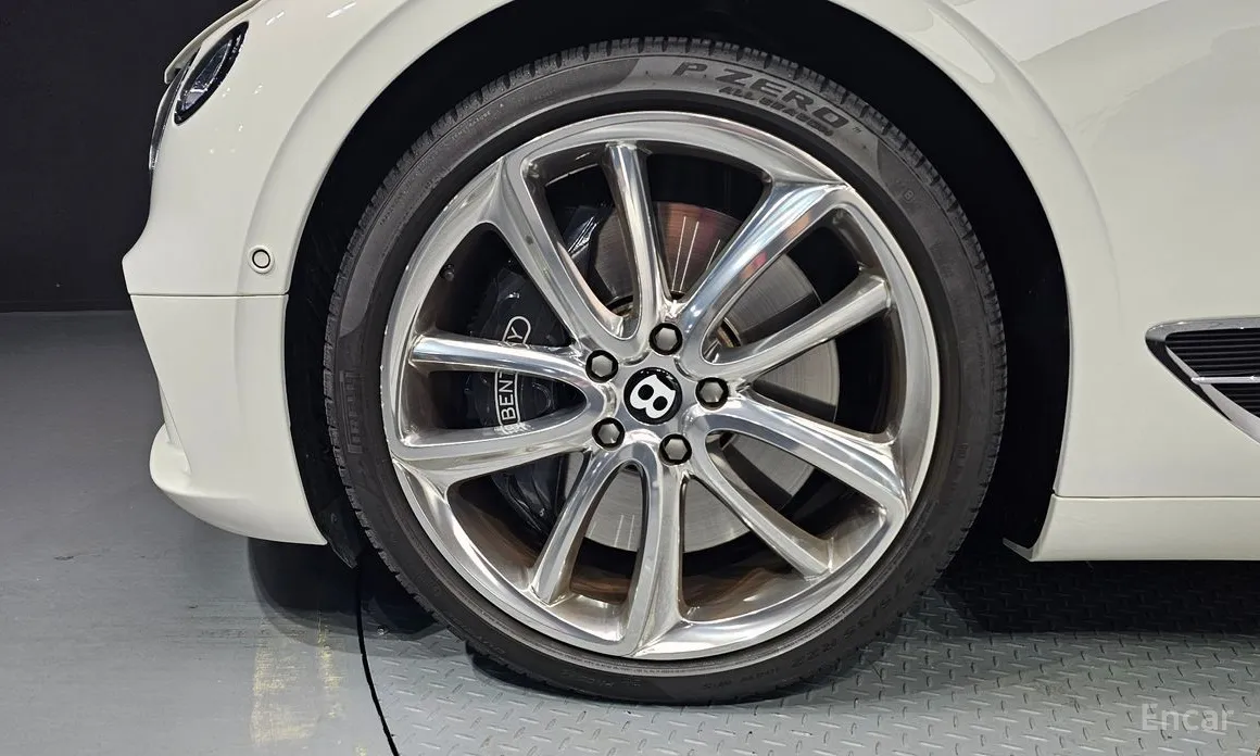 Фото 5 - Bentley Continental GT