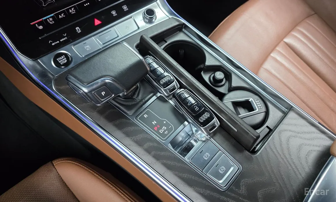 Фото 9 - Audi A6