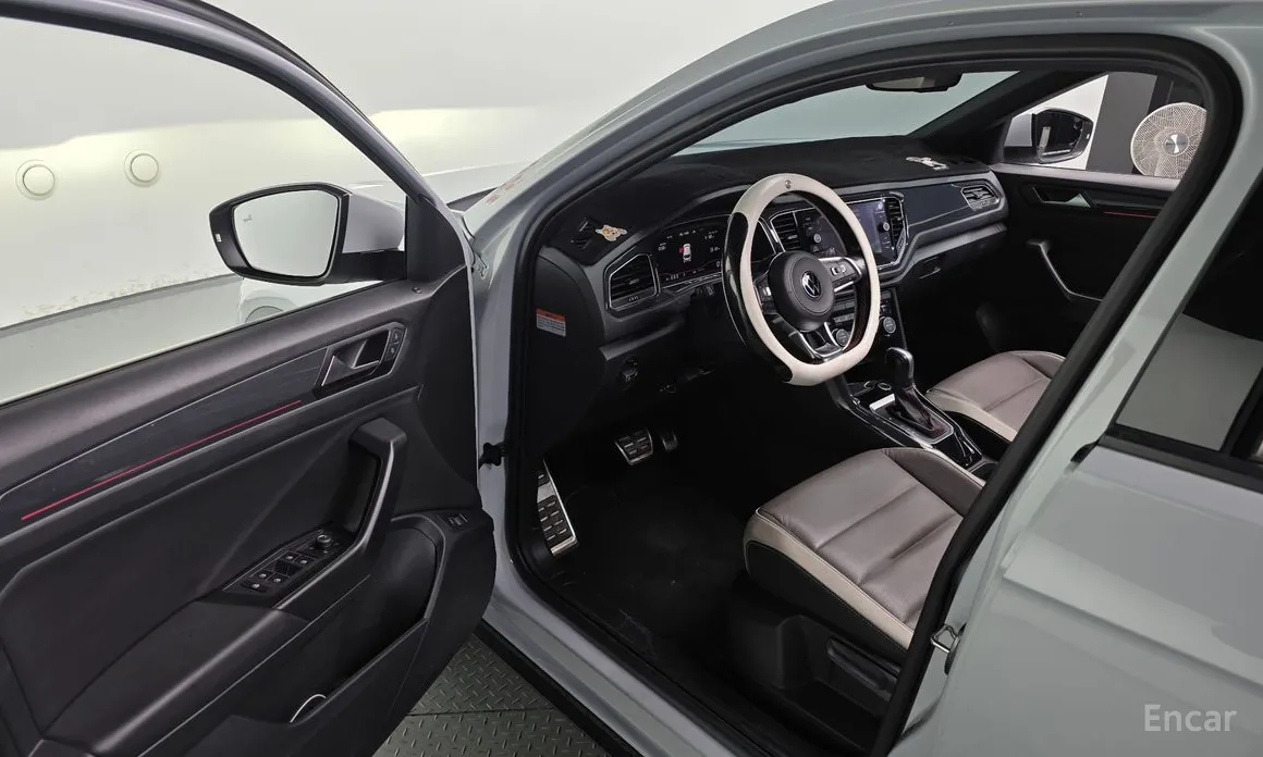 Фото 11 - Volkswagen T-Roc