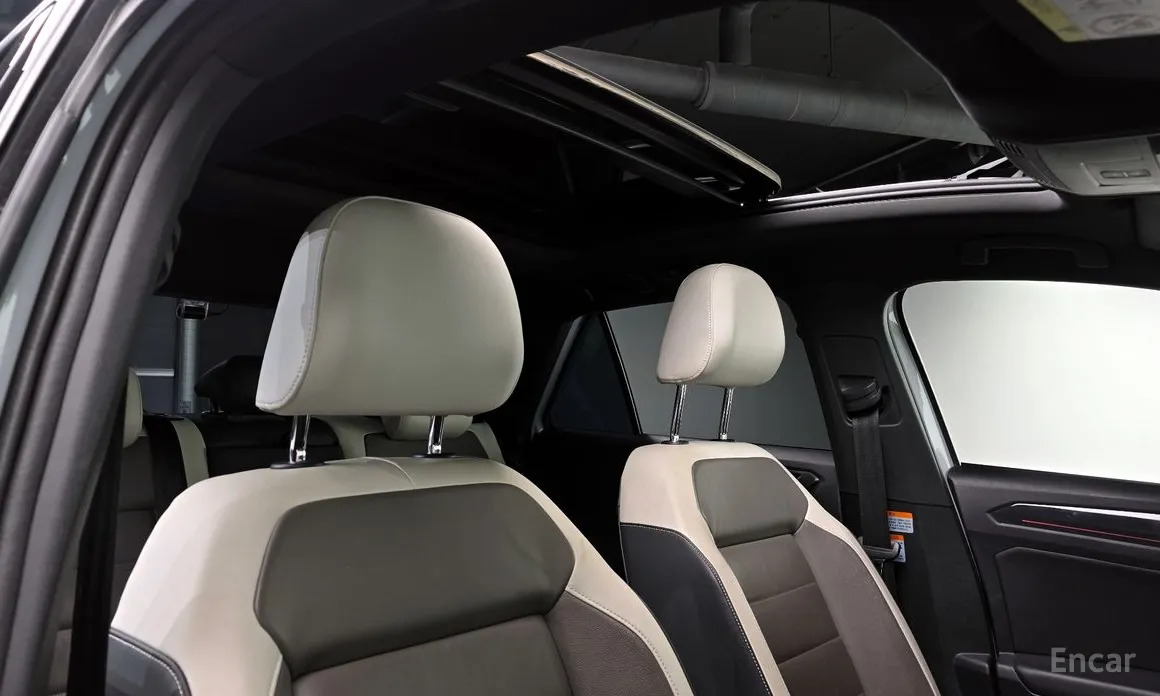 Фото 17 - Volkswagen T-Roc