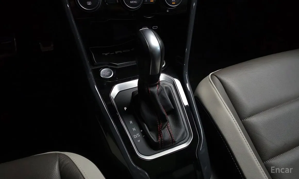 Фото 9 - Volkswagen T-Roc