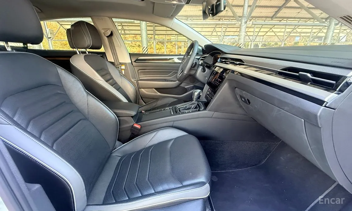 Photo 10 - Volkswagen Arteon