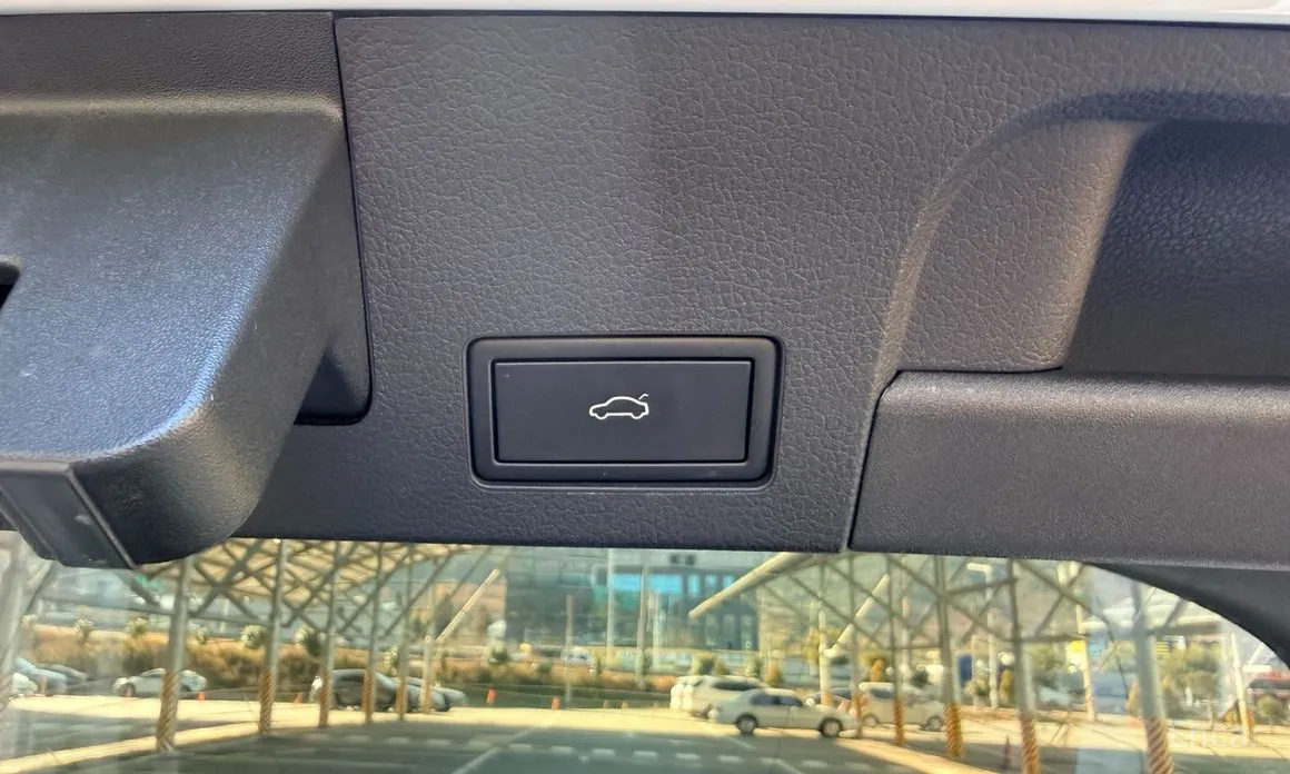 Photo 19 - Volkswagen Arteon