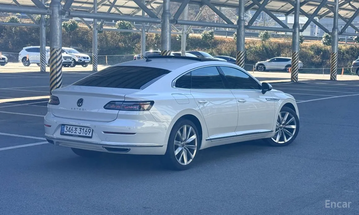Photo 2 - Volkswagen Arteon