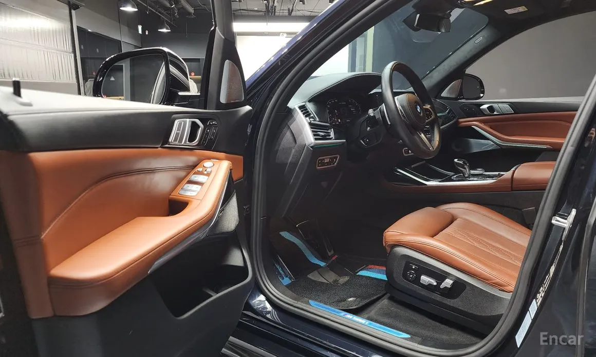 Фото 10 - BMW X7