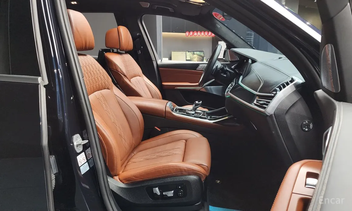 Фото 11 - BMW X7