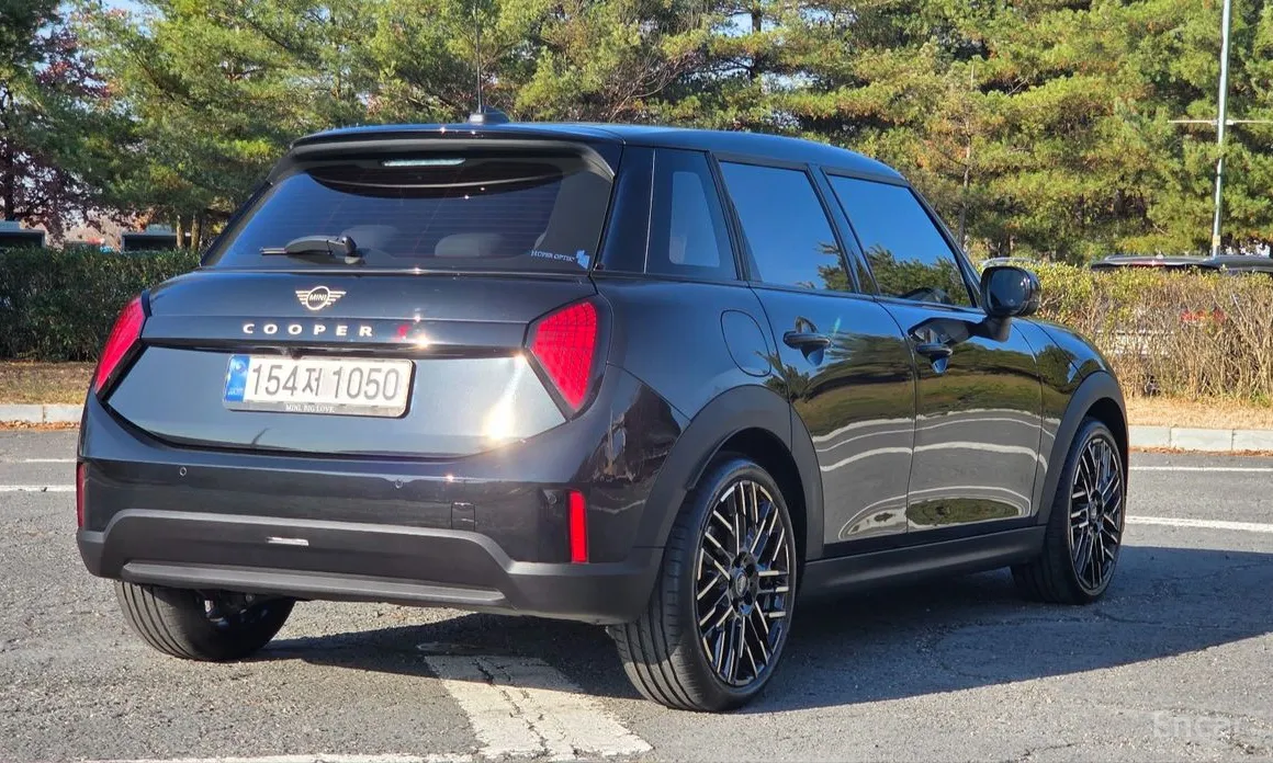 Фото 2 - Mini Cooper