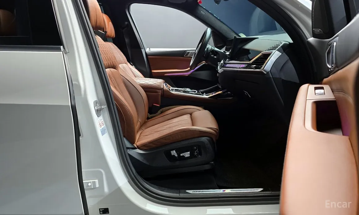 Фото 10 - BMW X7