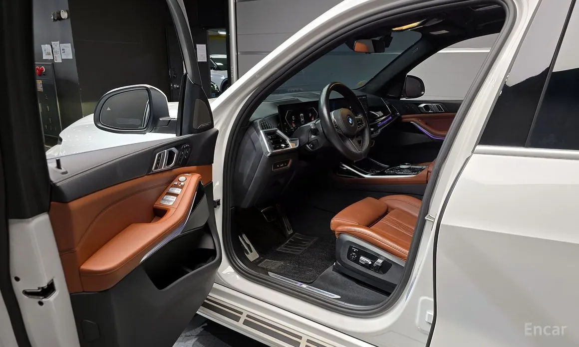 Фото 11 - BMW X7