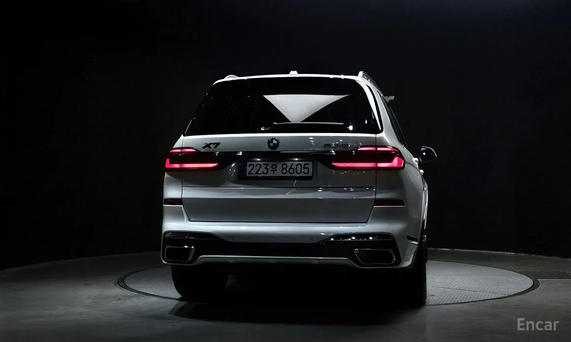 Фото 4 - BMW X7