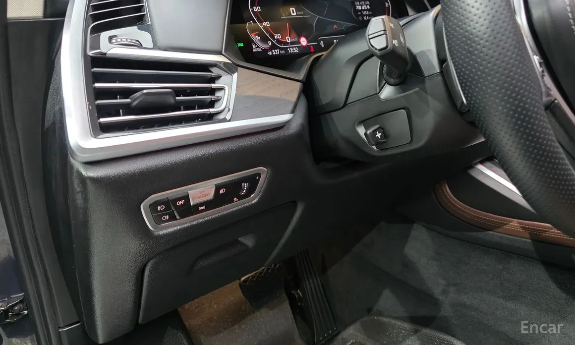 Фото 14 - BMW X7