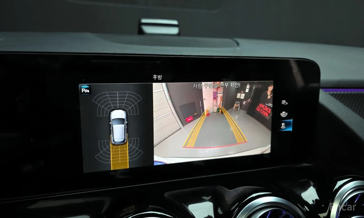 Фото 17 - Mercedes-Benz GLA-Class