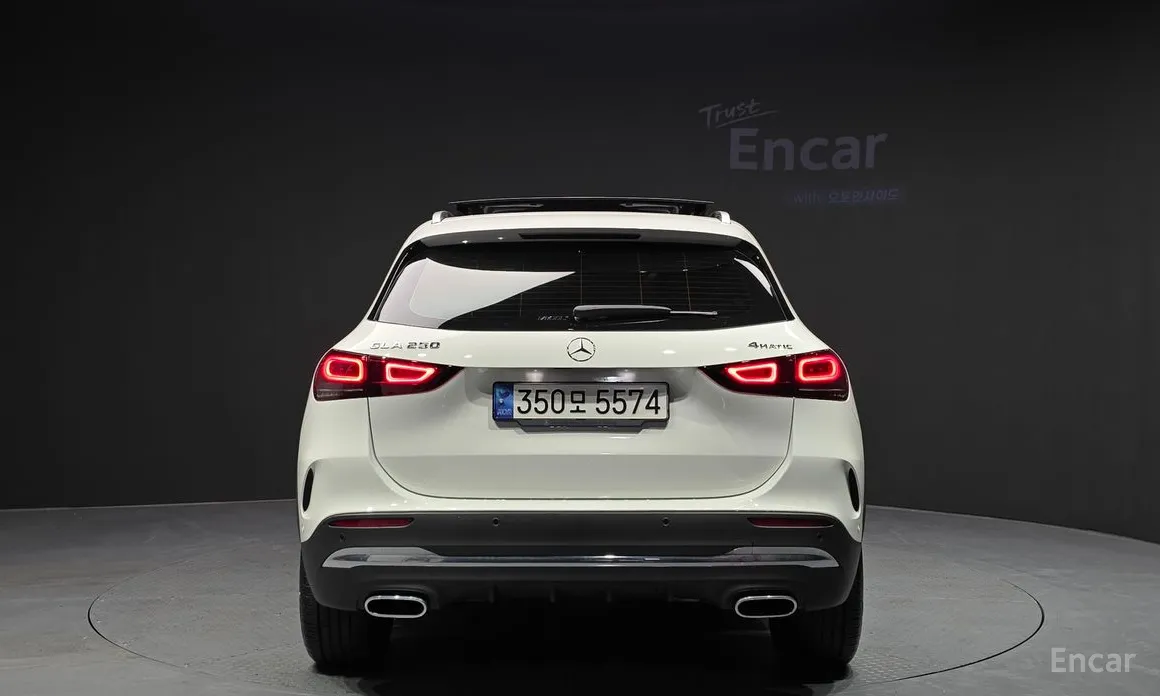 Фото 4 - Mercedes-Benz GLA-Class