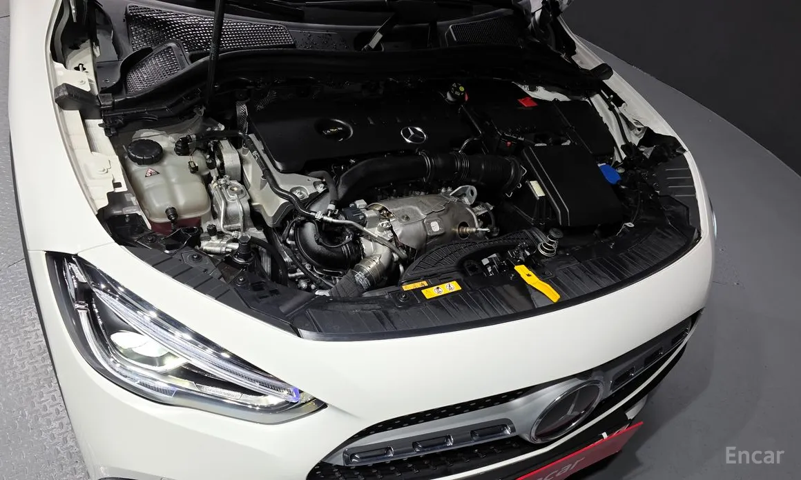 Фото 6 - Mercedes-Benz GLA-Class