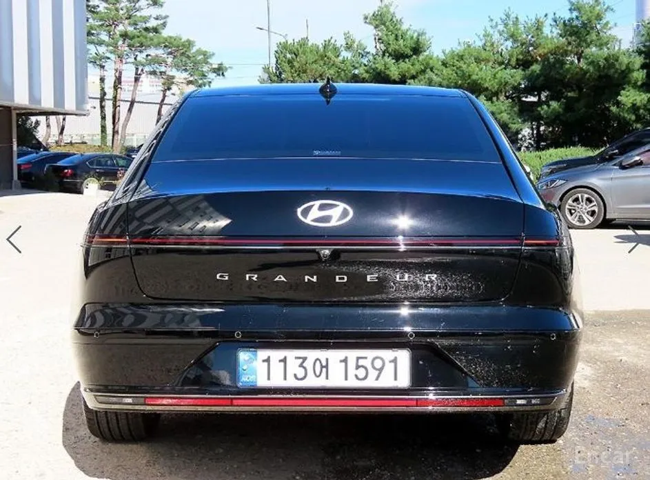 Фото 4 - Hyundai Grandeur