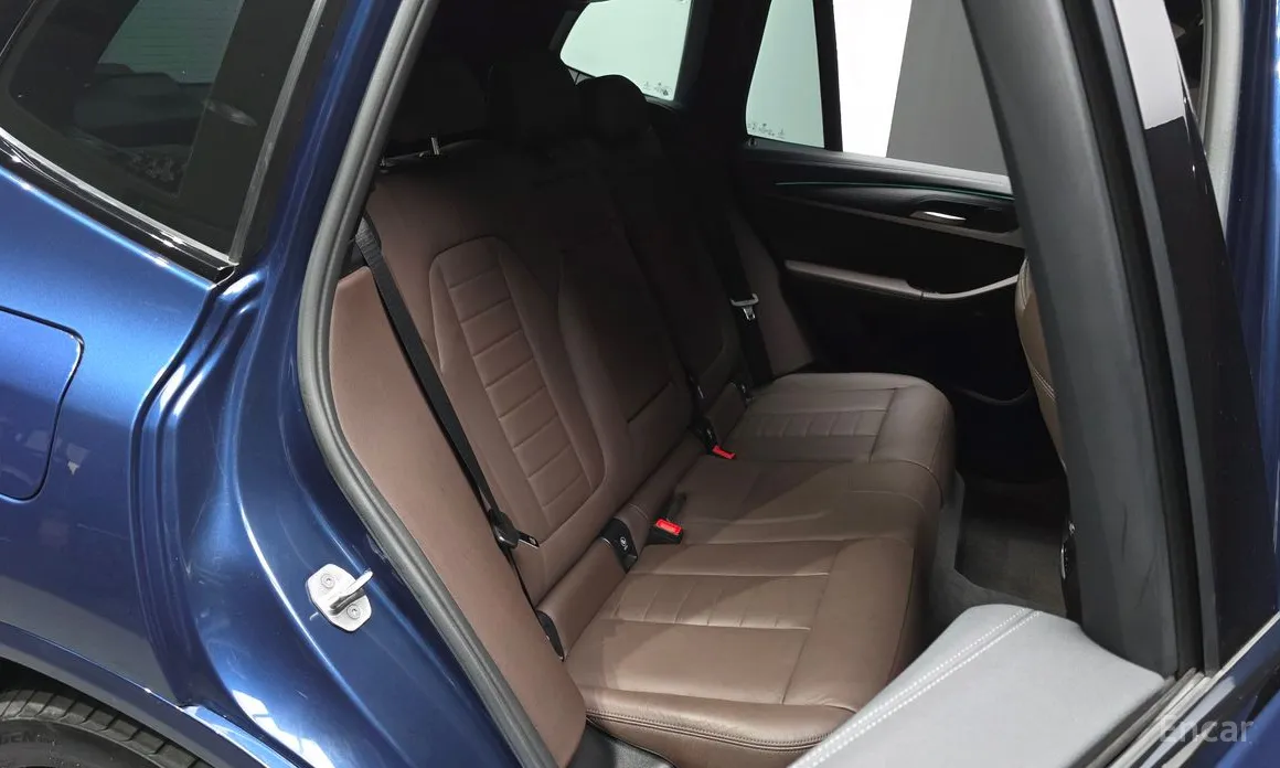 Фото 12 - BMW iX3