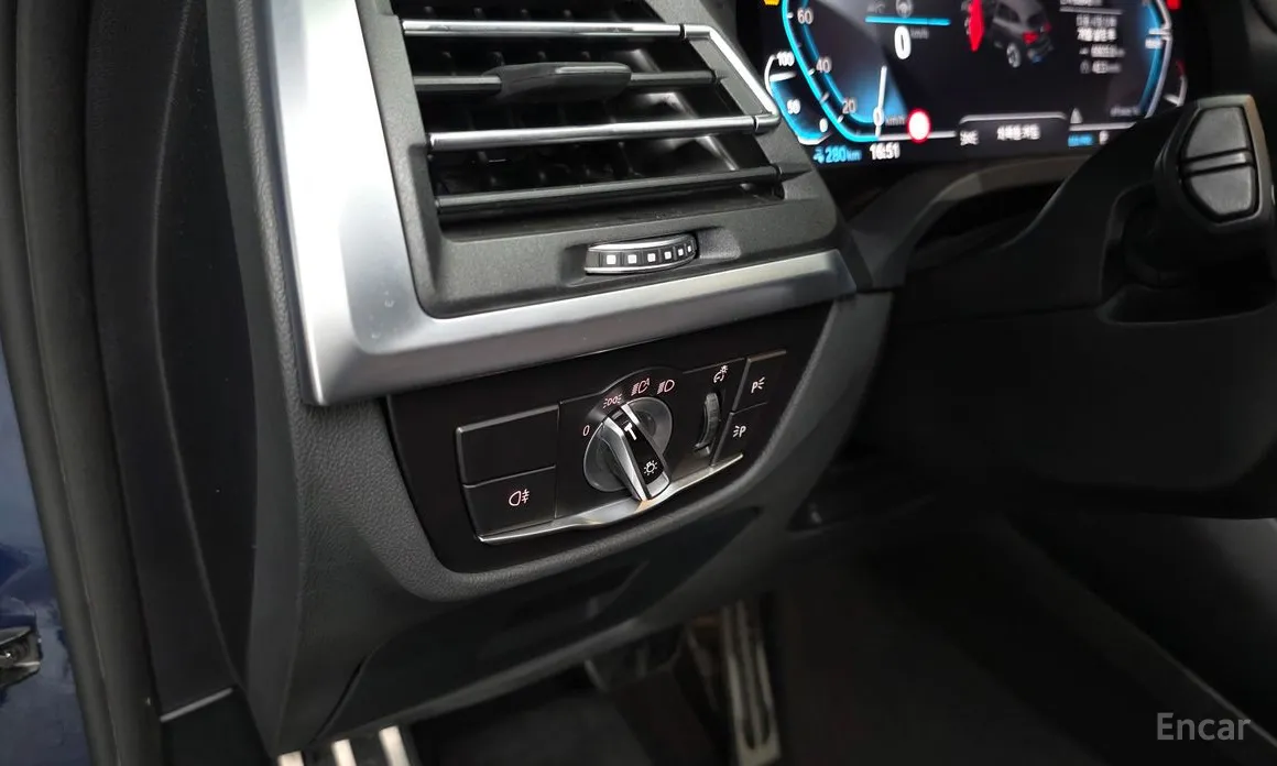 Фото 18 - BMW iX3