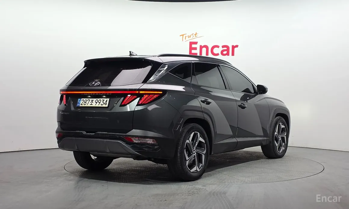 Фото 2 - Hyundai Tucson
