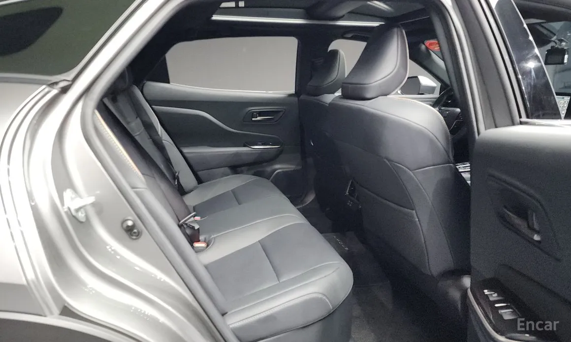 Фото 12 - Toyota Crown