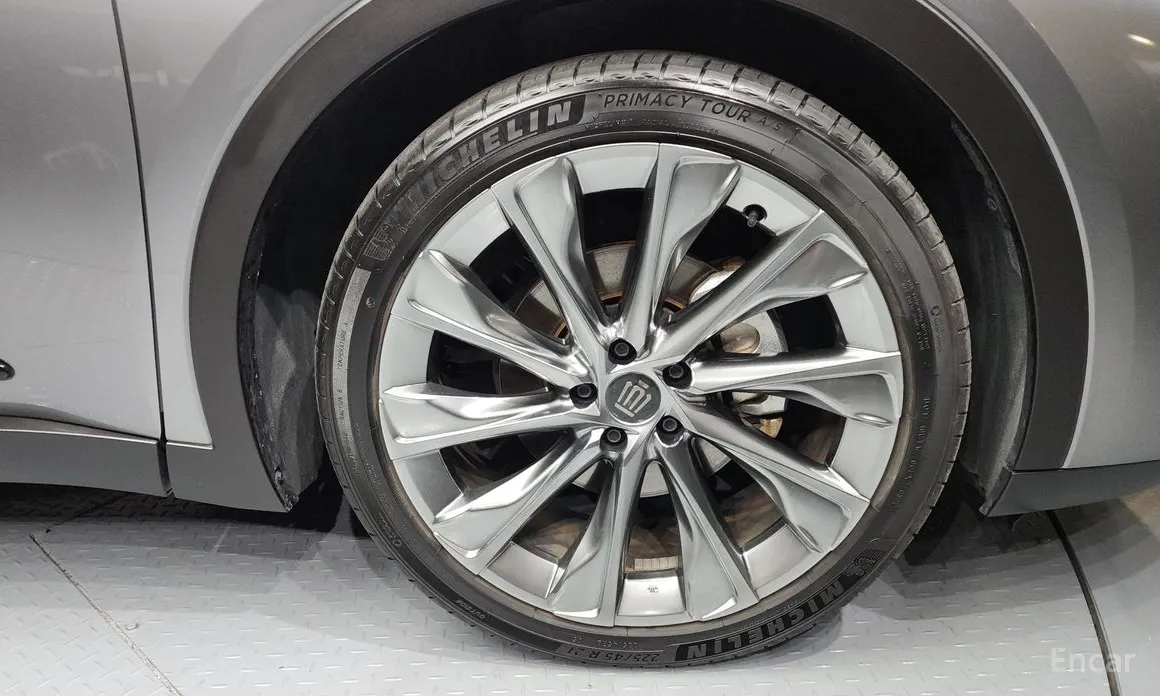 Фото 5 - Toyota Crown