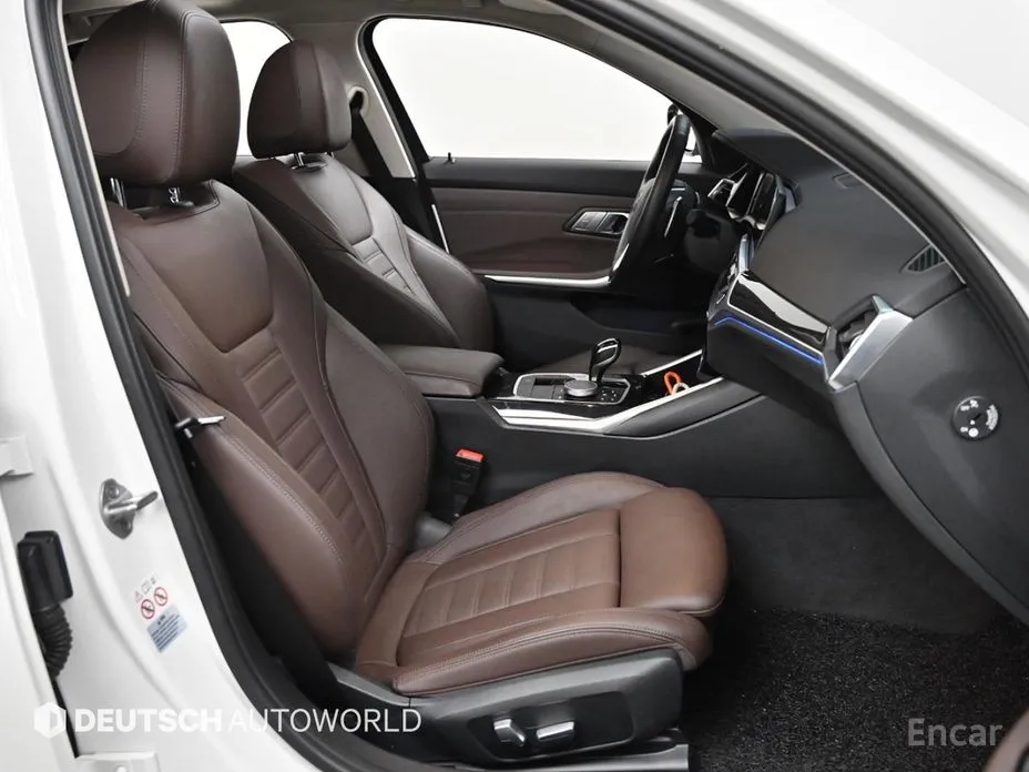 Фото 10 - BMW 3 Series