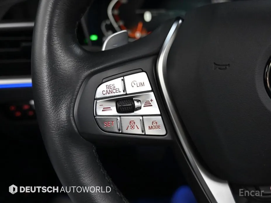 Фото 18 - BMW 3 Series