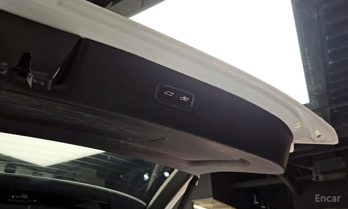 Фото 20 - Volvo XC90