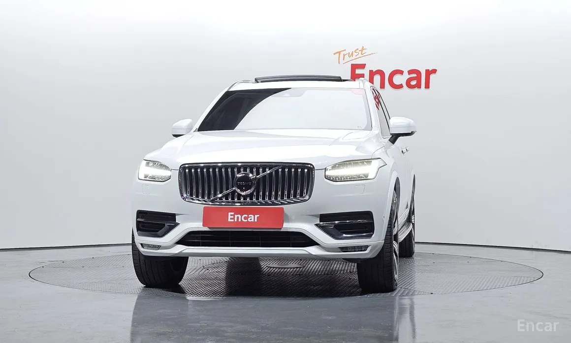 Фото 3 - Volvo XC90