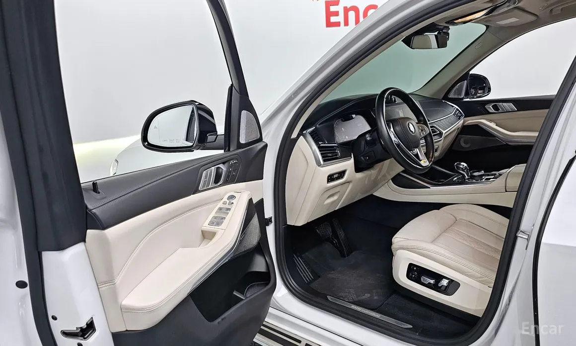 Фото 10 - BMW X7