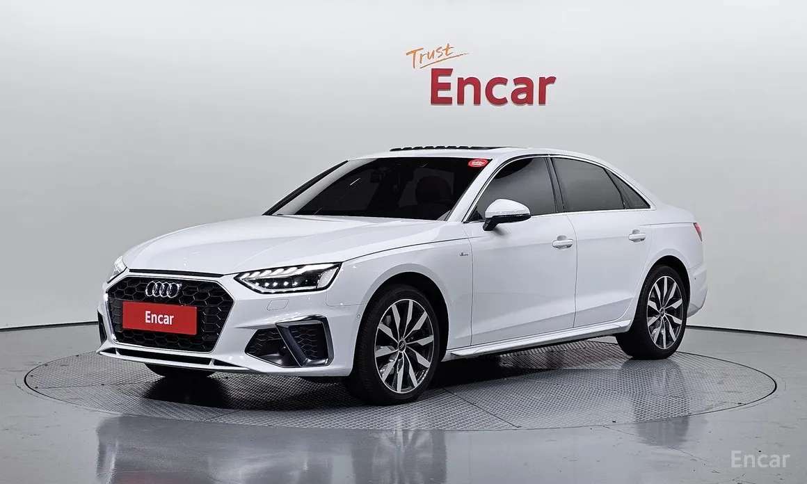 Фото 1 - Audi A4