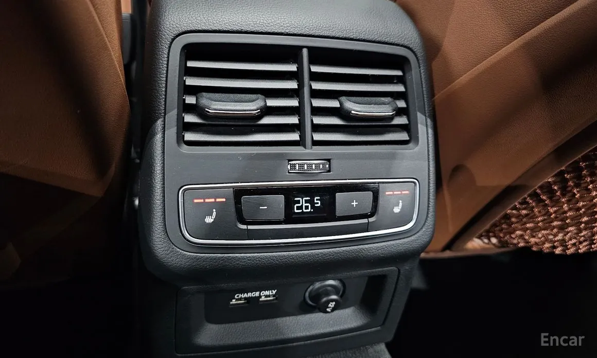 Фото 17 - Audi A4