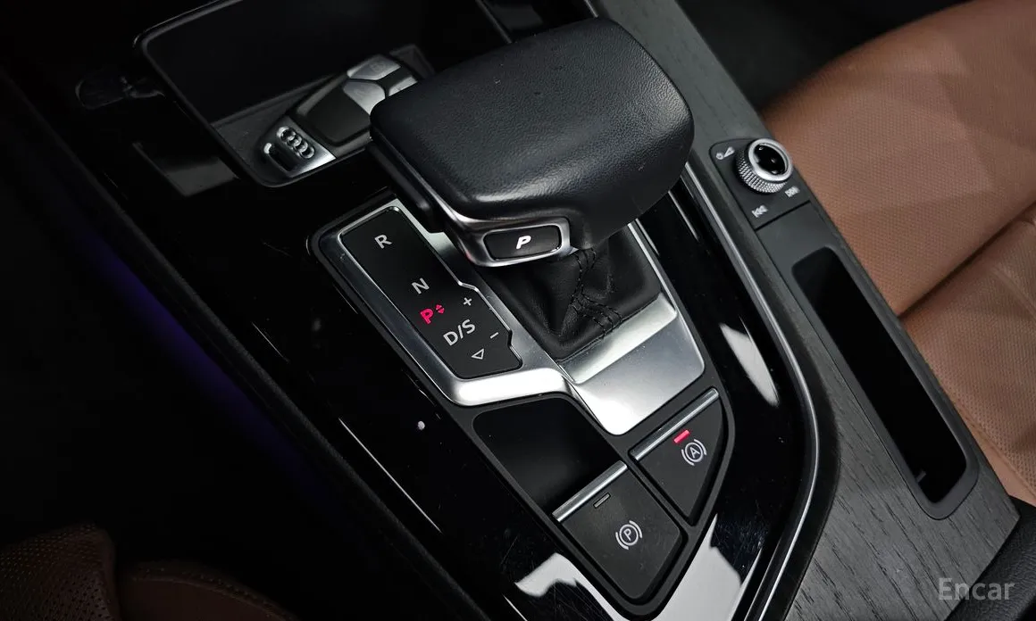 Фото 9 - Audi A4