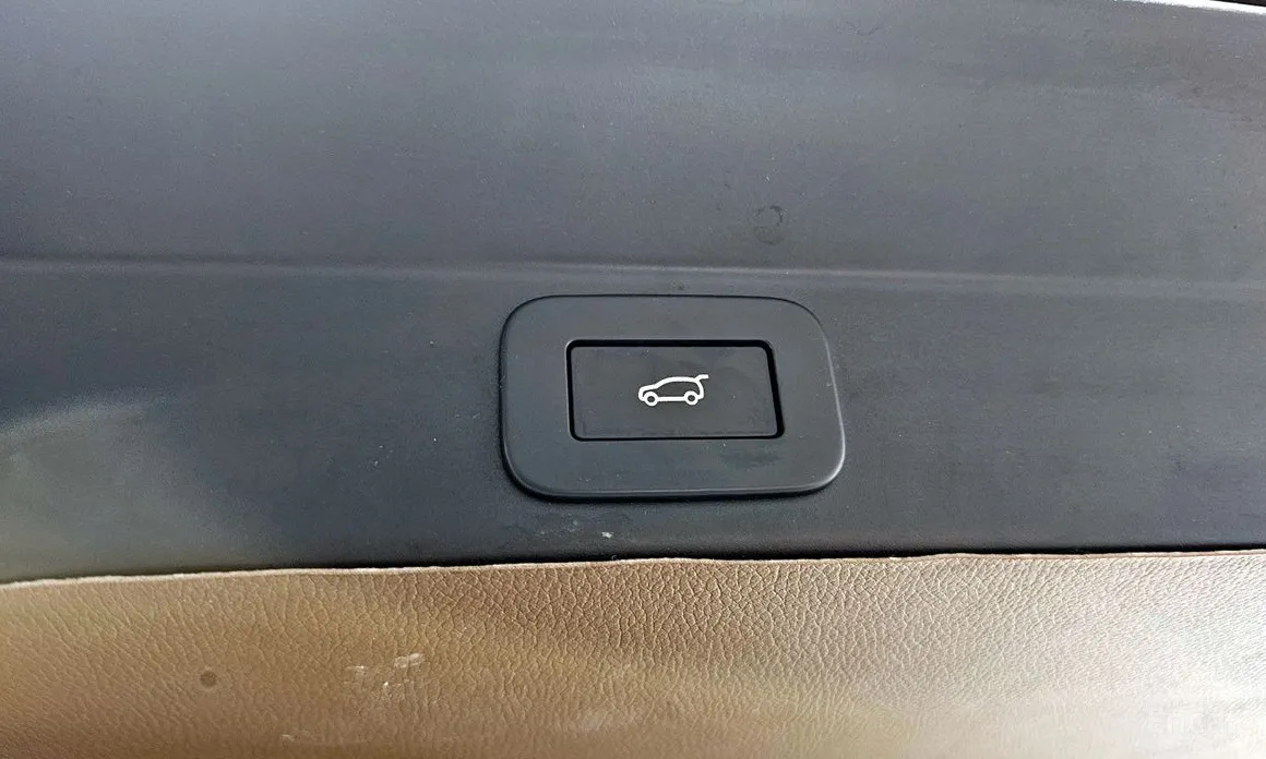 Фото 18 - Land Rover Range Rover Sport