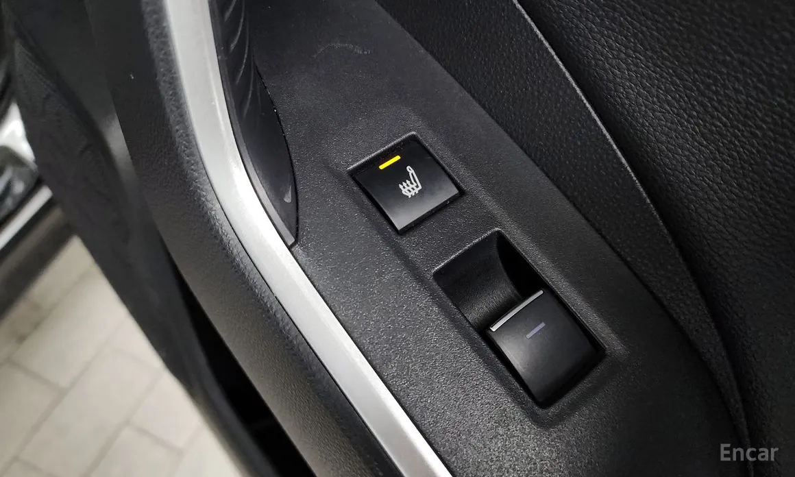 Фото 19 - Toyota RAV4