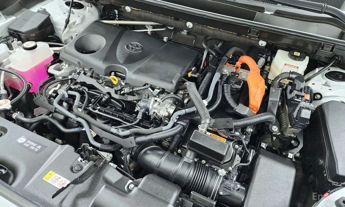 Фото 6 - Toyota RAV4