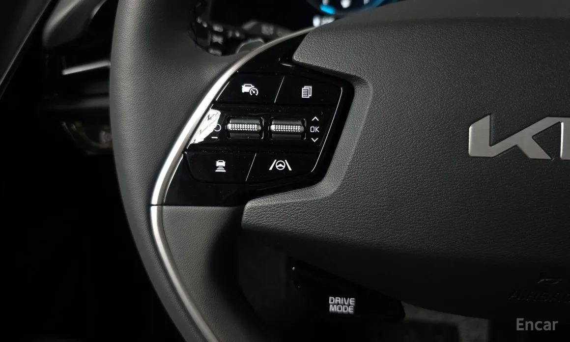 Фото 17 - Kia Niro