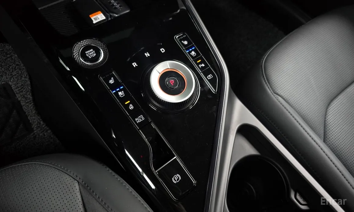 Фото 9 - Kia Niro