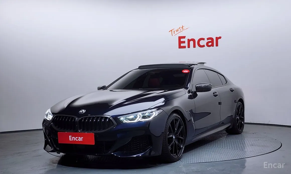 Фото 1 - BMW 8 Series