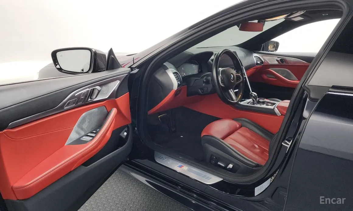 Фото 10 - BMW 8 Series