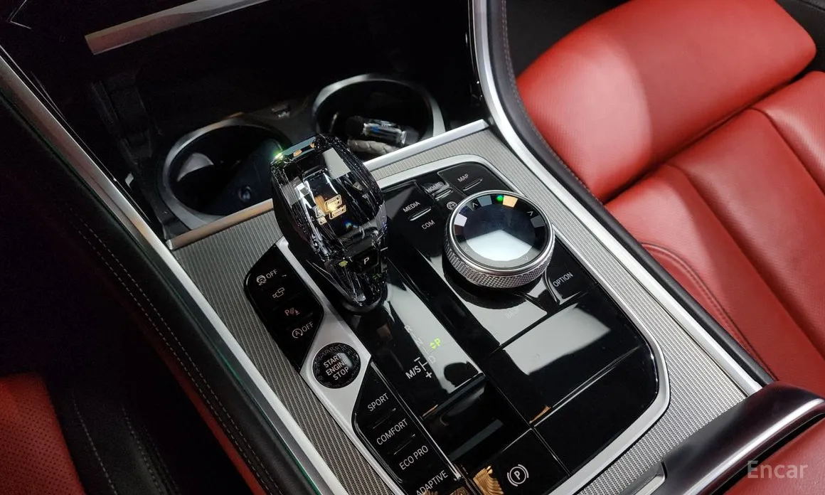 Фото 9 - BMW 8 Series