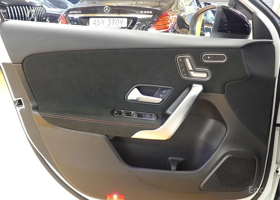 Фото 11 - Mercedes-Benz A-Class