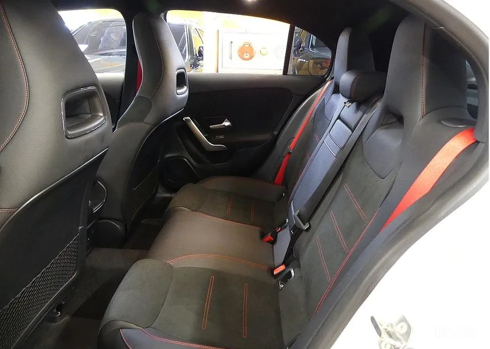 Фото 18 - Mercedes-Benz A-Class