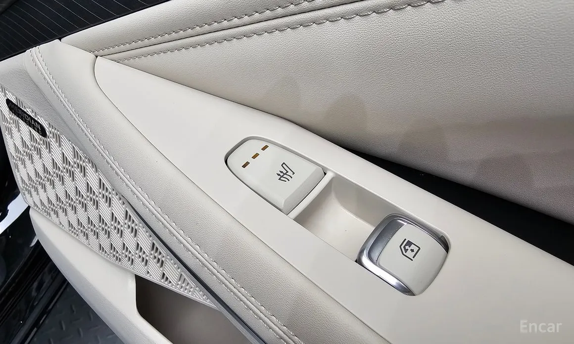 Фото 18 - Kia K8