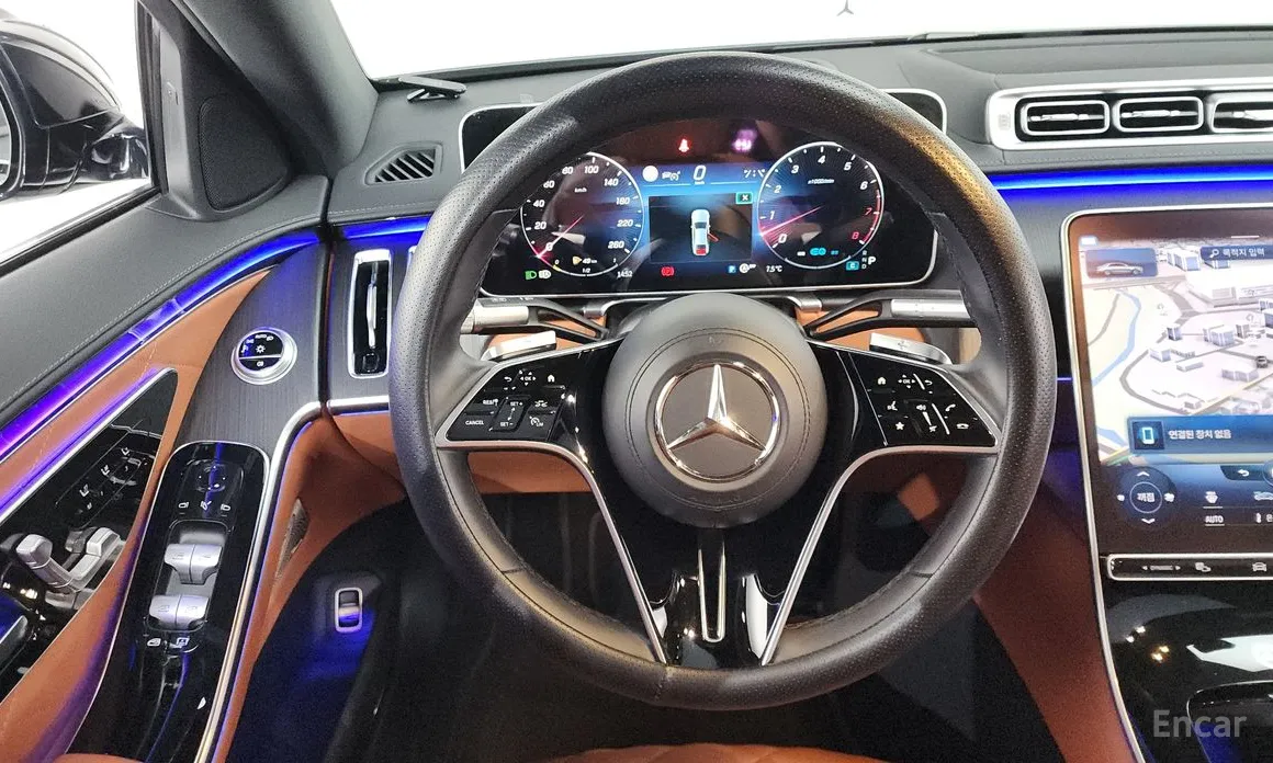 Фото 13 - Mercedes-Benz S-Class