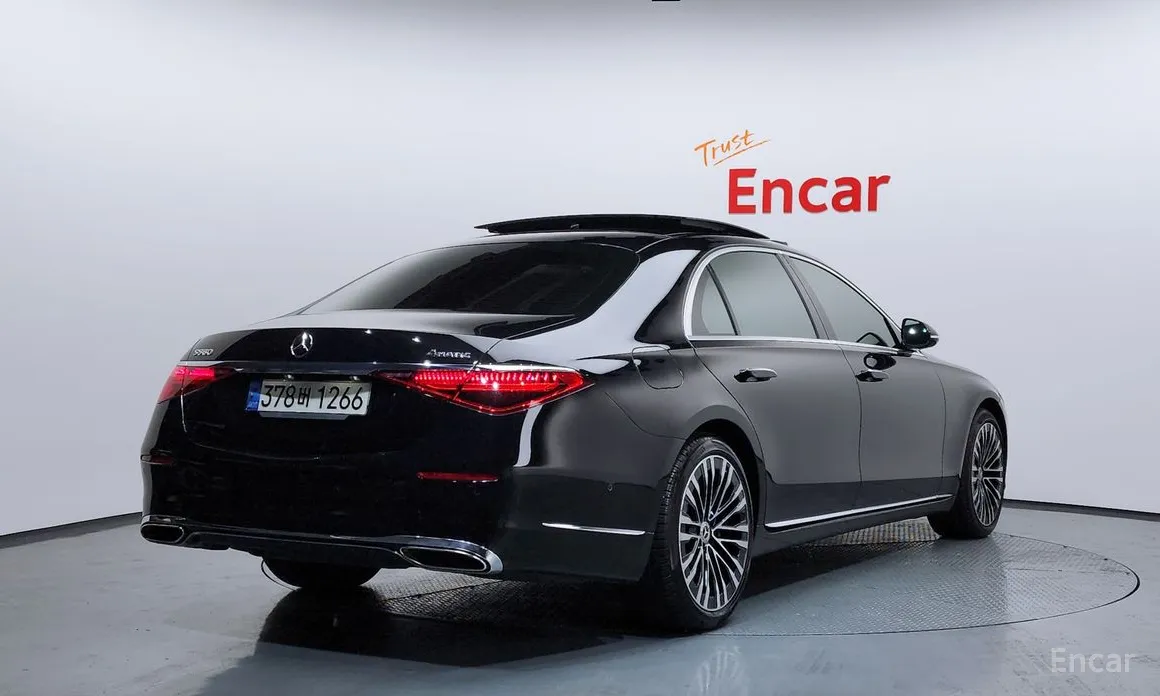 Фото 2 - Mercedes-Benz S-Class