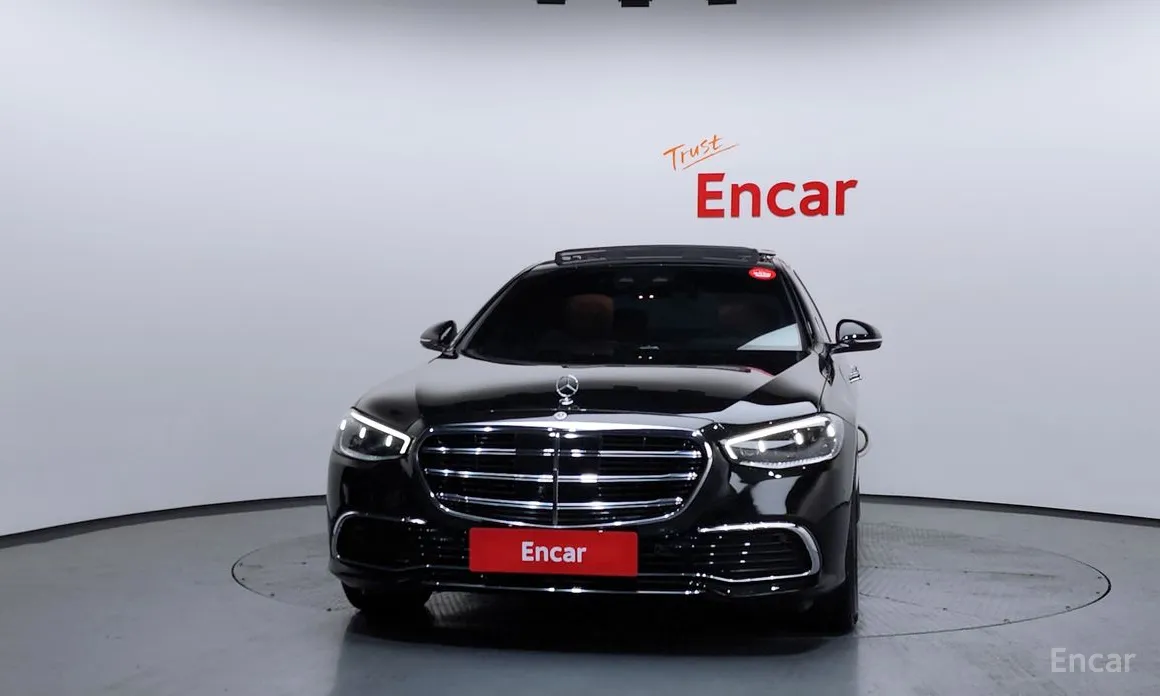 Фото 3 - Mercedes-Benz S-Class